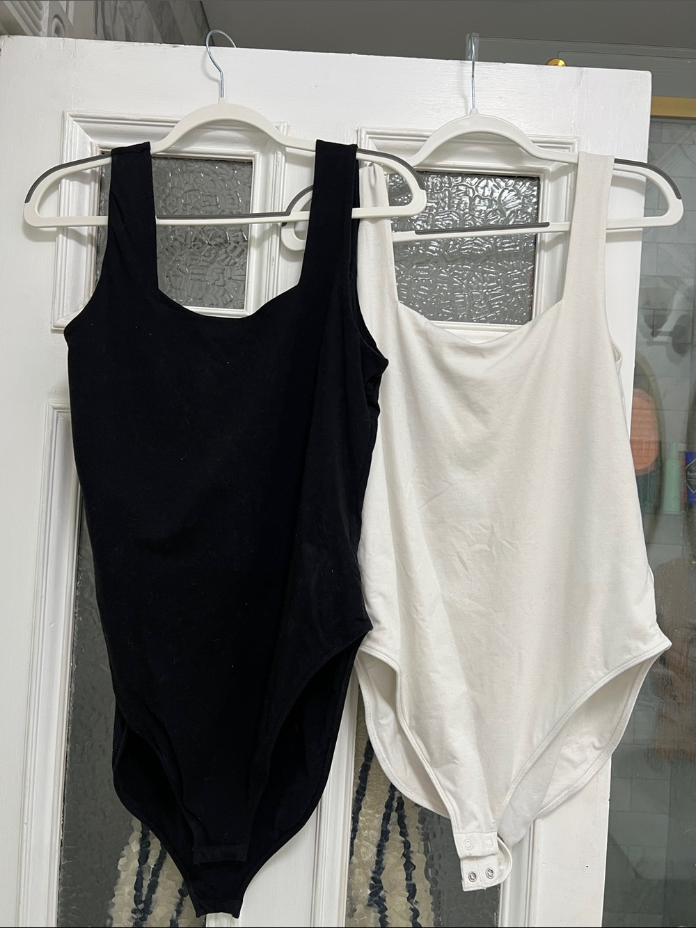 Old navy bodysuits black white XL